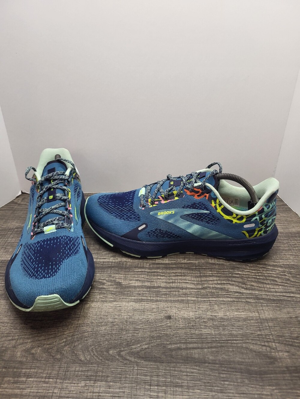 Brooks Launch 9 Blue Green Black Athletic Running Shoes Sneakers Women's Size 11